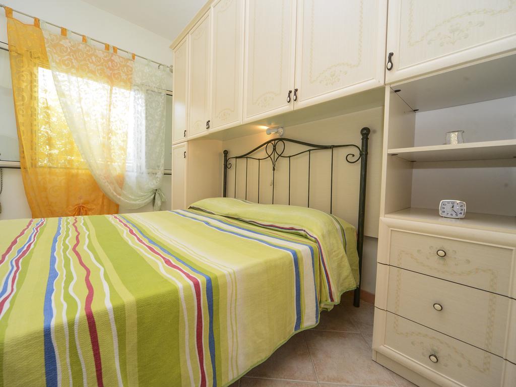 Villa Degli Olivi 캄포펠리체 디 로첼라 외부 사진