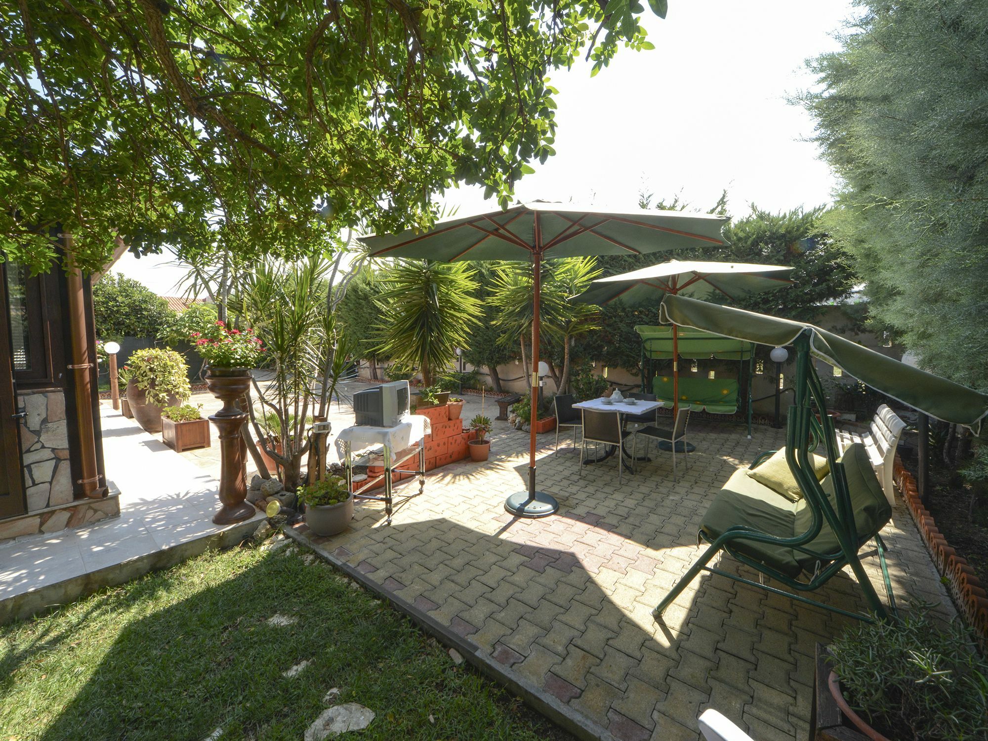 Villa Degli Olivi 캄포펠리체 디 로첼라 외부 사진