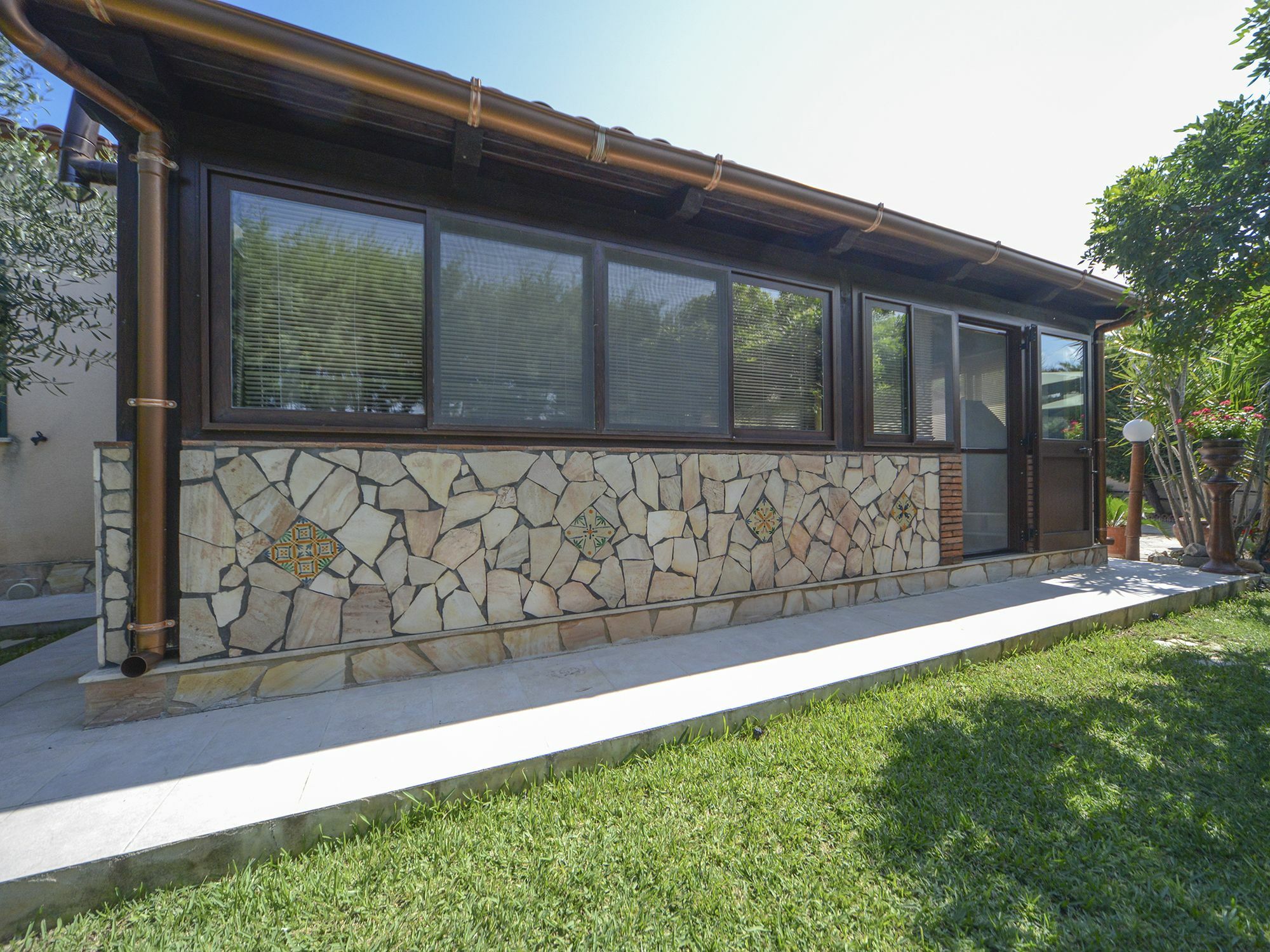 Villa Degli Olivi 캄포펠리체 디 로첼라 외부 사진